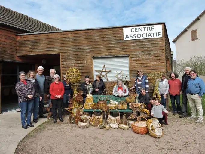 L'atelier vannerie cl&ocirc;ture sa saison avec une pr&eacute;sentation de ses r&eacute;alisations