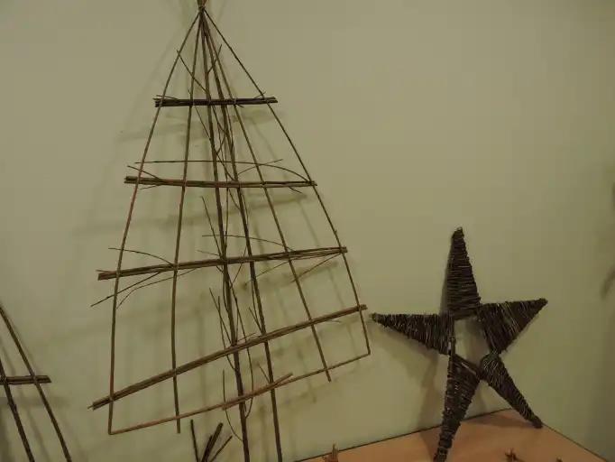 Un partenariat commune-association scell&eacute; pour la r&eacute;alisation des d&eacute;cos de No&euml;l