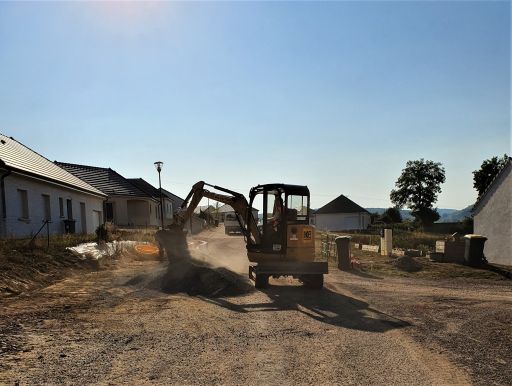 D&eacute;but des travaux de finition de la voierie au lotissement de la Croix Jeangoux tranche 2